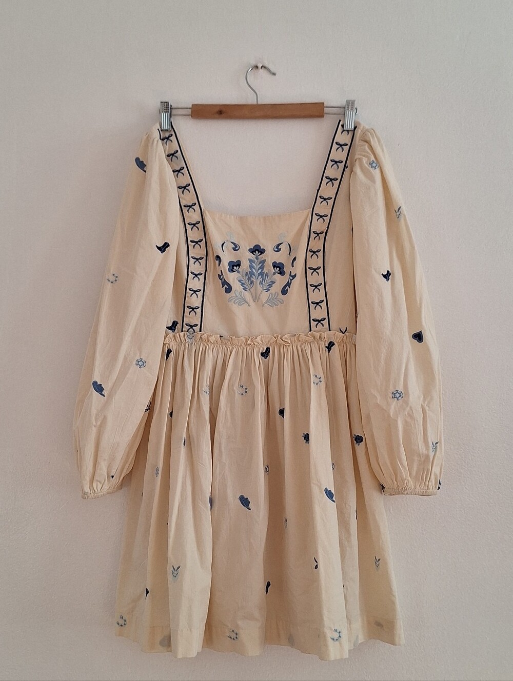 NWT Cotton Rye Cream Mini Dress with Blue Embroidered Floral Detail